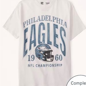 NWT Abercrombie Philadelphia Eagles t shirt